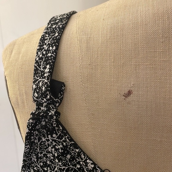 Alex evenings 2 piece tank and cardigan set in shimmery black and white - Picture 10 of 10